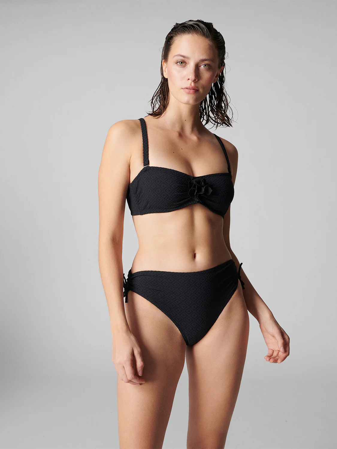 Haut de maillot de bain bandeau mousse avec armatures - Noir – Image 2