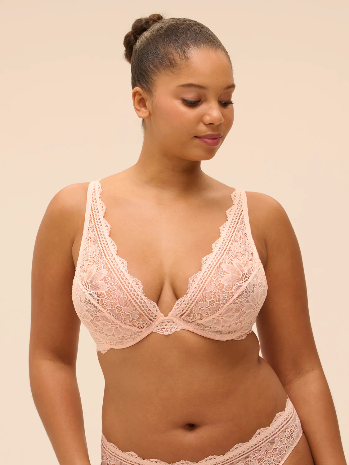 Soutien-gorge triangle avec armatures - Poudre Pétale – Image 7