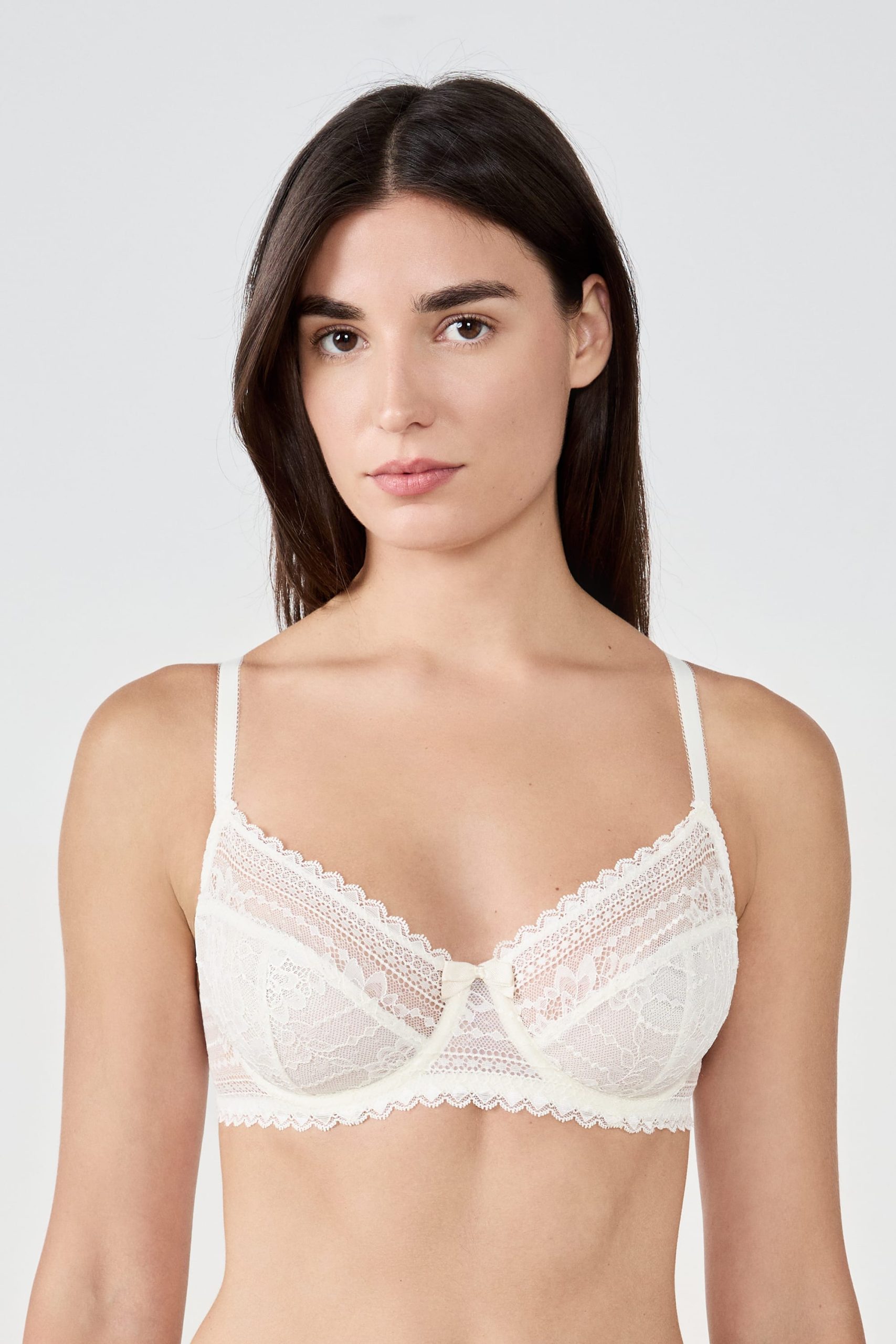 Soutien-gorge corbeille