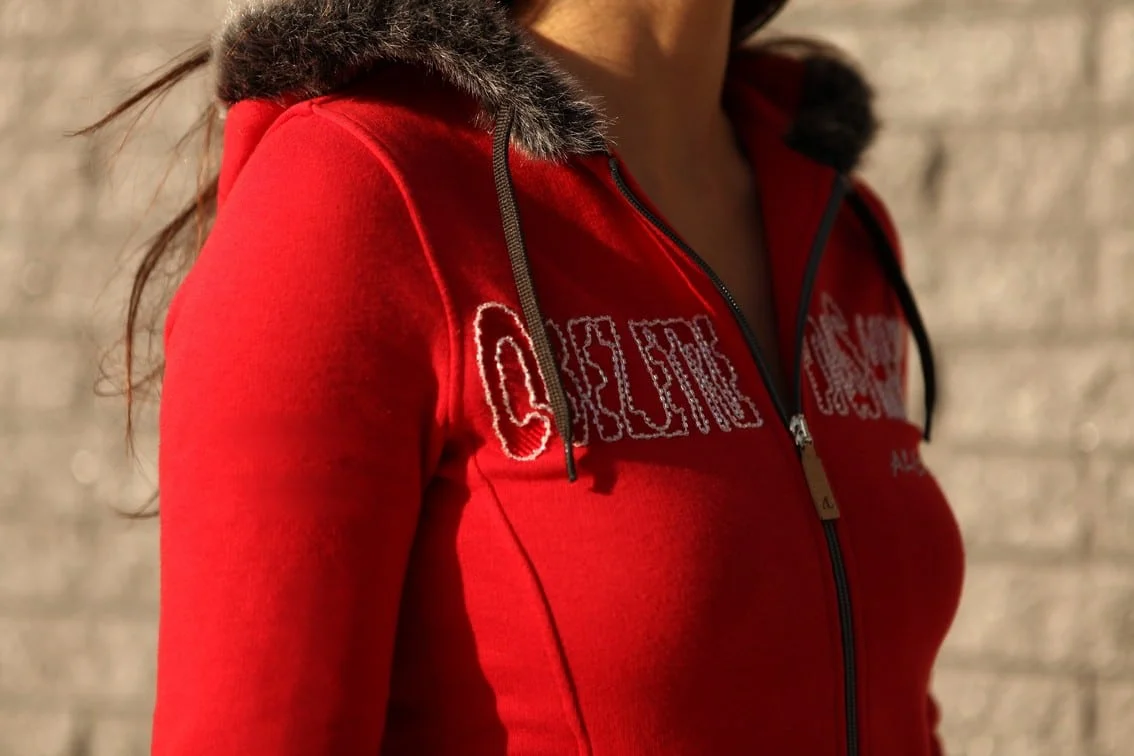 Sweat Mardi Rouge 'Osez Etre Vous-Même' – Image 3