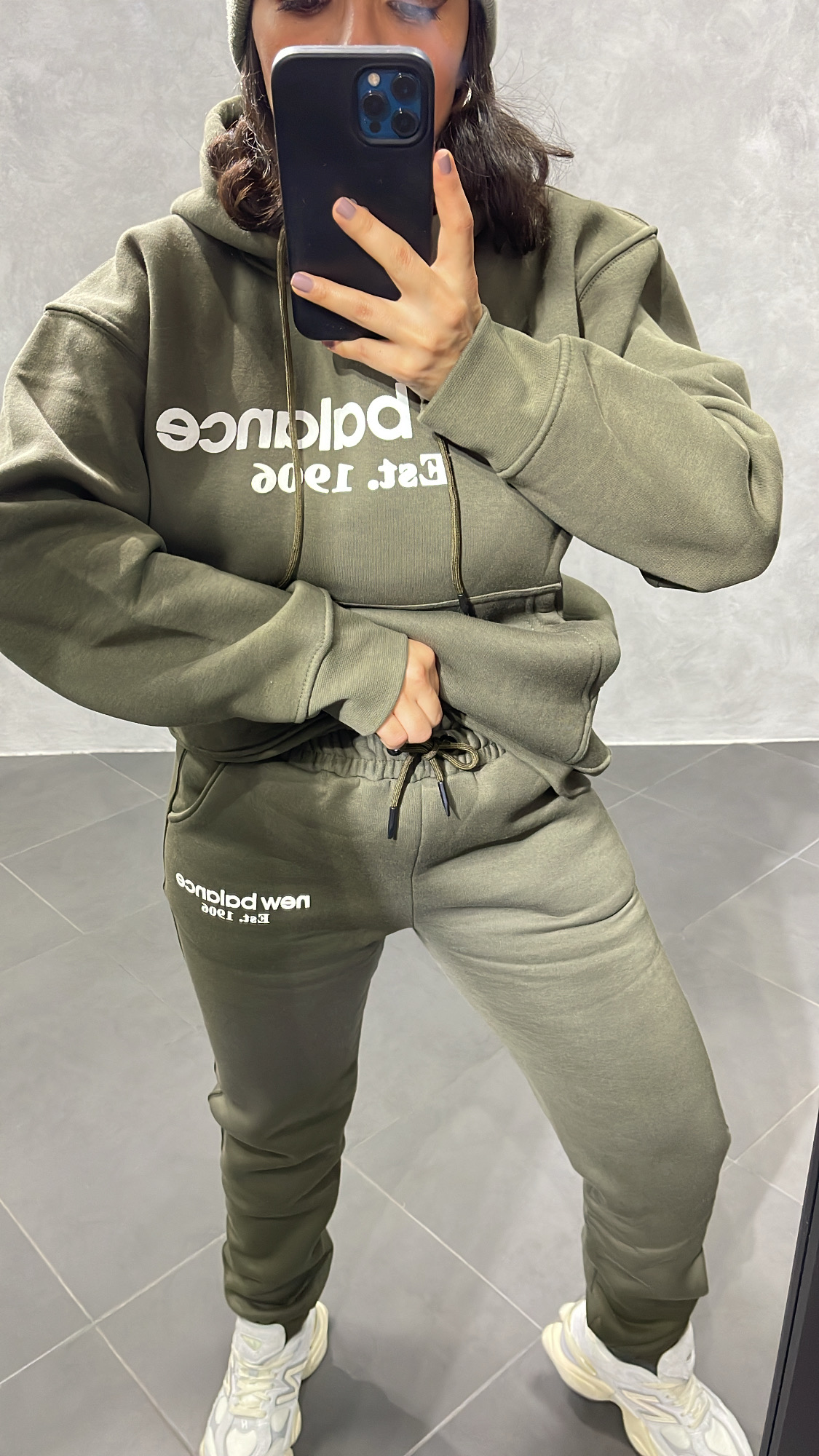 Ensemble Sweat à capuche Kaki – Image 3