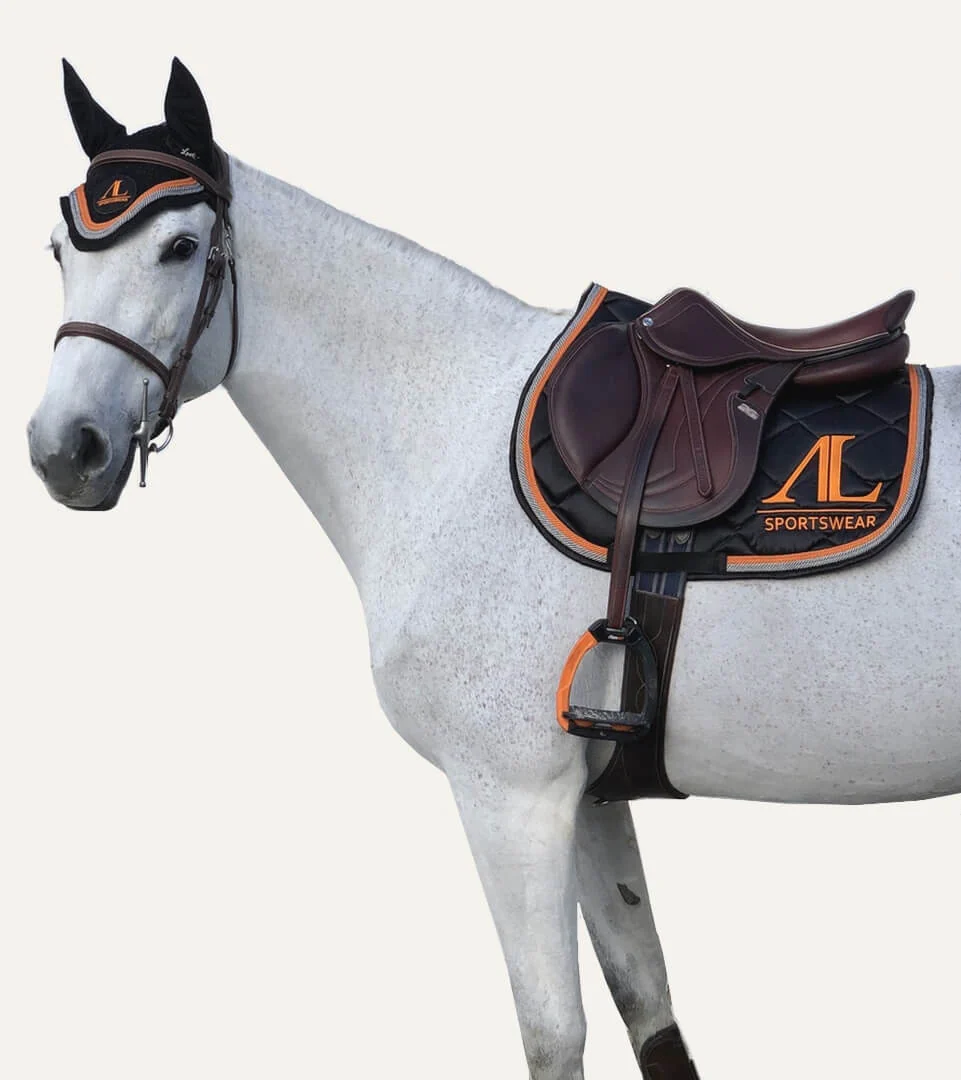 Tapis de Selle Noir, 4 Cordes Orange Fusion & Gris Acier
