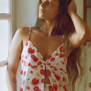 Top Charlotte - Imprimé Fleurs rouges