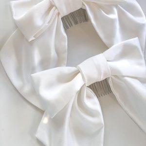 Bijoux de tête de mariée à noeud Poppy Bow