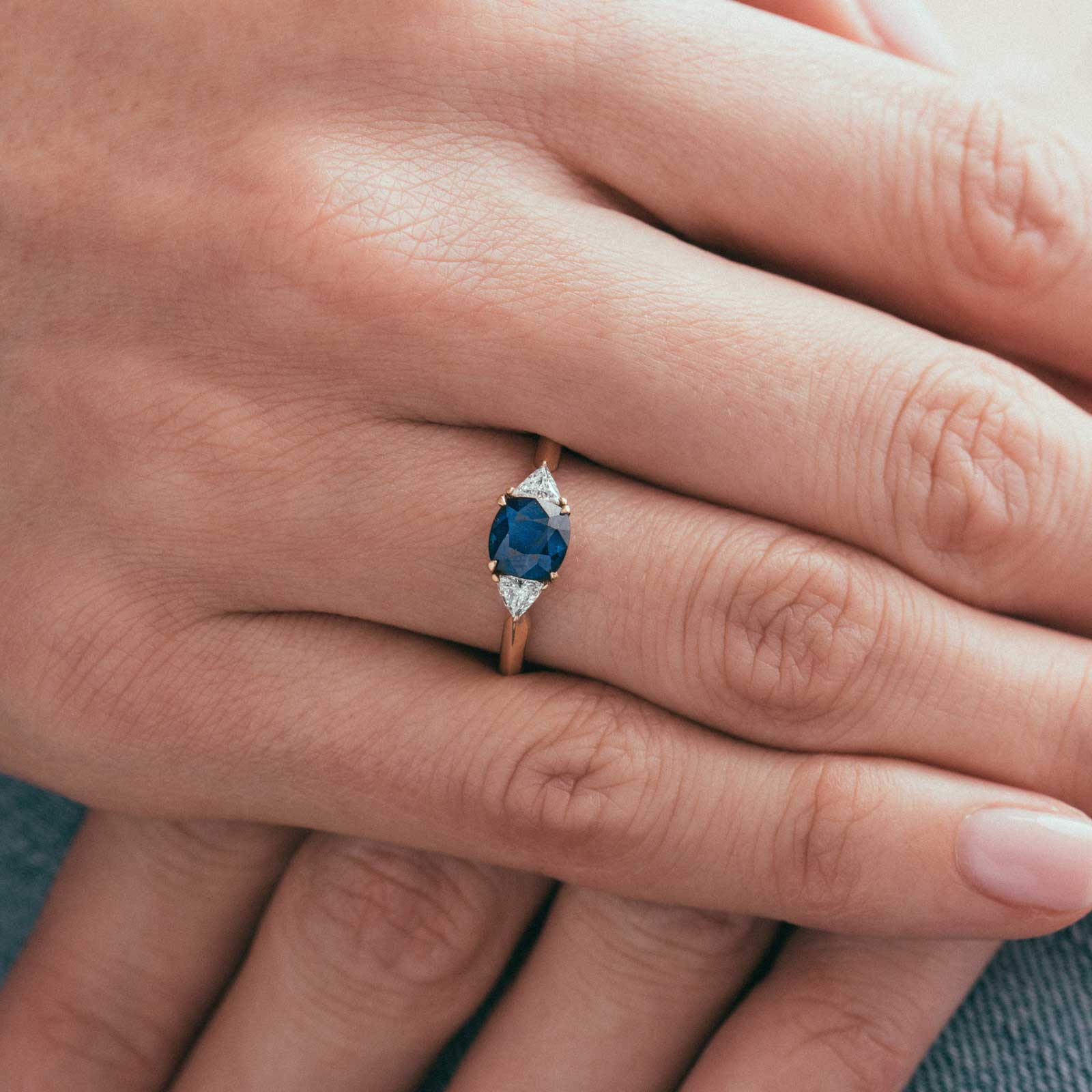 Bague Or rose 750 ‰ Saphir et diamants Kennedy – Image 3