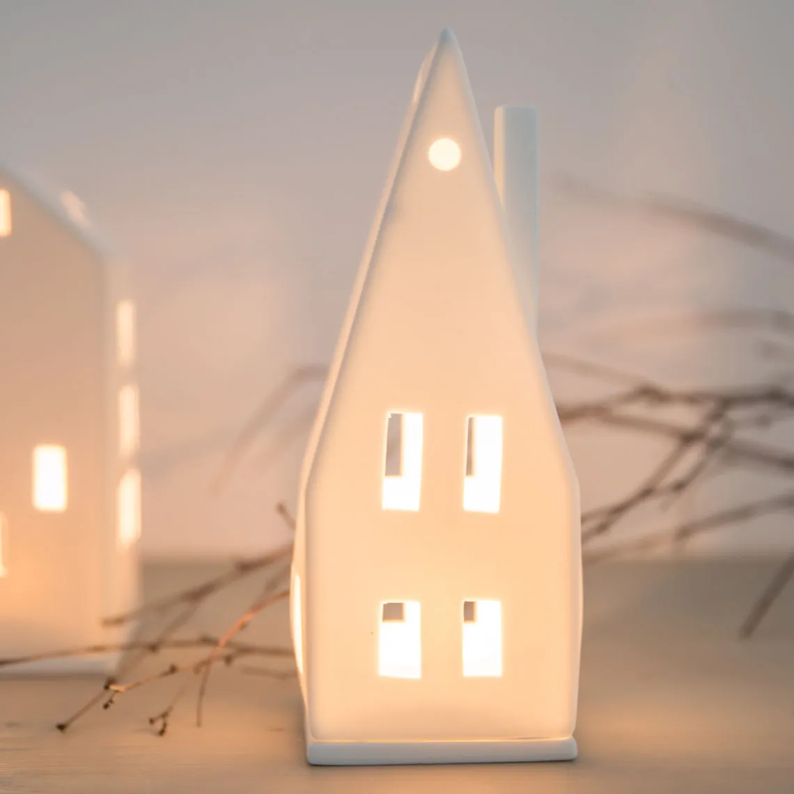 Maison Porcelaine | Toît Pointu
